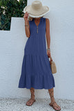 Vestido de verano negro con escote en V y botones
