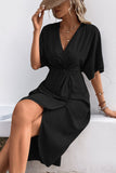 Vestido de verano negro con escote en V y medias mangas