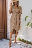 Vestido de verano negro con escote en V y medias mangas