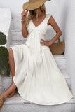 Vestido largo de verano blanco con escote en V