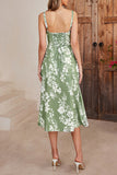 Vestido de verano con estampado de tirantes finos verdes con abertura