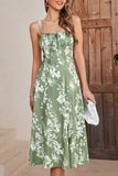 Vestido de verano con estampado de tirantes finos verdes con abertura