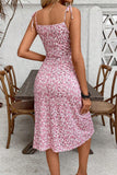 Mini vestido de verano con vaina floral rosa con abertura