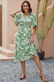 Vestido de verano con escote en V estampado verde