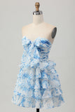 Vestido corto de regreso a casa sin tirantes de flores blancas azules de una línea con lazo