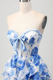 Vestido de regreso a casa con volantes sin tirantes floral floral blanco y una línea con lazo