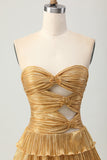 Vestido corto de regreso a casa plisado con corte sin tirantes dorado metálico