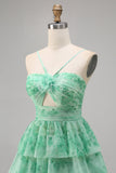 Vestido corto de regreso a casa con ojo de cerradura escalonado verde de una línea