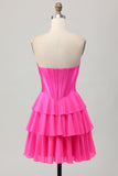 Corsé sin tirantes fucsia Tiered A Line Vestido corto de regreso a casa