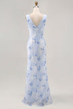 Vestido largo de invitada de boda con cuello de campana de flor azul