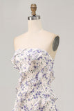 Vestido de dama de honor con volantes sin tirantes con vaina floral azul