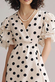 Vestido de cóctel con escote en V y manga corta Ivory Black Dot A Line