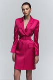Vestido de trabajo ajustado con solapa de muesca de satén fucsia