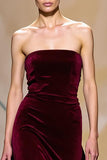 Vestido largo de fiesta sin tirantes A Line de terciopelo rojo oscuro