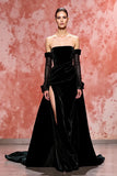 Vestido de noche largo sin tirantes A Line de terciopelo negro con abertura