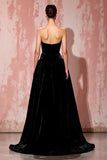 Vestido de noche de terciopelo simple sin tirantes negro