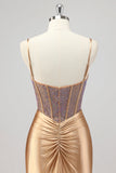 Vestido de fiesta dorado con corsé brillante de sirena con abertura