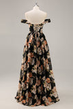 Vestido largo de dama de honor fruncido floral negro brillante con abalorios