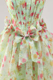 Vestido de regreso a casa con corsé sin tirantes verde floral