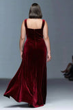 Vestido formal largo de talla grande de terciopelo burdeos con franzca larga y talla grande