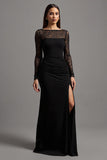 Vestido formal de manga larga con cuello ilusión y abertura negra
