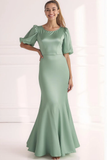 Vestido Formal Largo de Satén de Sirena Champagne con Mangas Cortas