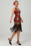 Vestido ajustado con solapas y lentejuelas rojas doradas de los años 1920 con borlas