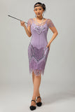 Vestido corto de 1920 con cuello en V y cuentas en color púrpura brillante con lentejuelas