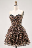 Vestido de cóctel corto con volantes en capas y corsé de novia de leopardo marrón