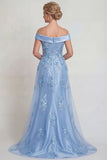 Vestido de sirena de satén aplicado en el hombro con champán