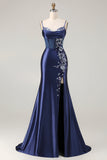 Vestido largo de graduación bordado con corsé de sirena azul marino y abertura