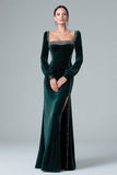 Vestido largo formal de terciopelo sirena verde oscuro brillante con abertura