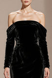 Vestido largo formal de sirena de terciopelo con hombros descubiertos en negro