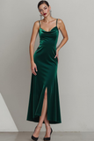 Vestido Formal Largo de Tirantes de Espagueti de Terciopelo Verde Oscuro con Abertura