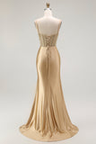 Vestido largo de fiesta plisado con tirantes finos de sirena dorada con abertura