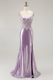 Vestido largo de fiesta con tirantes finos de sirena lila con cuentas y aberturas