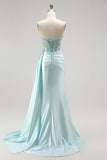 Vestido largo de fiesta con cuentas de corsé sin tirantes de sirena verde claro con serpentina