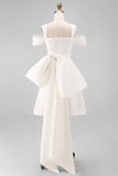 Mini vestido de novia con lazo y tubo de hombros descubiertos blanco