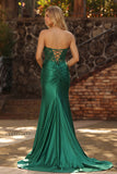 Corsé sin tirantes de sirena verde oscuro, encaje de lentejuelas recogidas y vestido de graduación con abertura