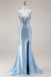 Vestido largo de sirena de satén azul claro con cuentas y cuello en V con abertura y brillante