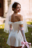 Vestido de novia corto de línea A con hombros descubiertos (sin guantes)