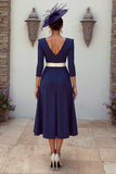 Vestido de madre de la novia midi de escote en V azul marino con apliques