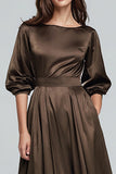 Vestido formal Midi de satén con escote de barco de café