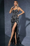 Vestido largo de noche Strpas de espagueti plateado y negro brillante con abertura