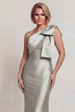 Vestido de la Madre de la Novia de Satén Gris de un solo hombro con moño