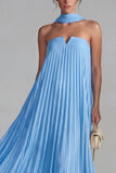 Vestido formal de chiffon azul sin tirantes plisado con una línea larga y cinta