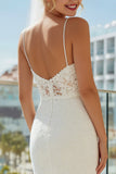 Vestido largo de novia de tirantes finos de marfil de encaje