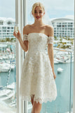 Vestido de novia de encaje de marfil A línea de hombros