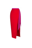 Traje de baño rojo de dos piezas con tirantes finos y vestido de playa