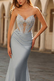 Corsé de sirena azul polvoriento, vestido largo de satén y abalorios
